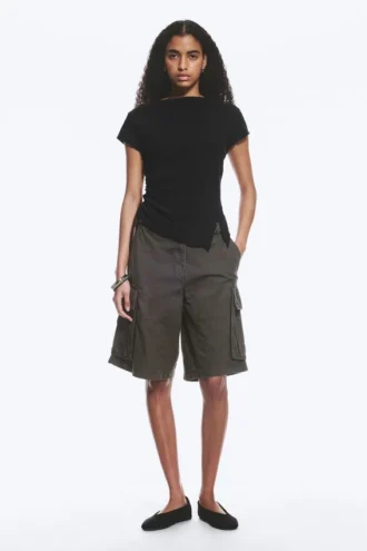 Ruched Short-Sleeved Top – Black