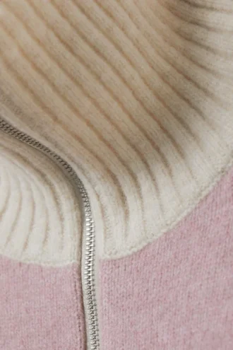 Short Half-Zip Knitted Sweater – Dusty Pink & Cream White