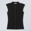 Sleeveless Button-Up Top – Black