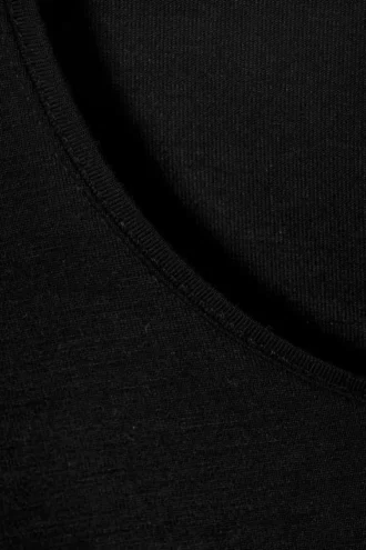 Slim Fit Long-Sleeved Lyocell Top – Black