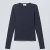 Slim Fitted Long Sleeve – Dark Blue