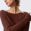 Slim Knitted Boat-Neck Sweater – Rusty Brown