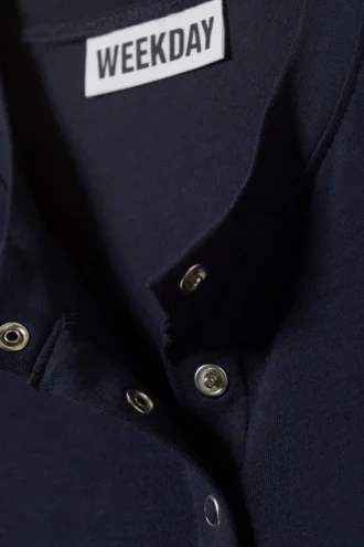 Slim Long-Sleeved Buttoned Cardigan – Dark Blue