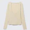 Slim Long-Sleeved Open Back Top – Light Dusty Beige