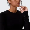 Slim Long-Sleeved Press Stud Top – Black