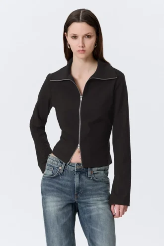 Slim Long-Sleeved Zip Shirt – Striped Black