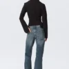 Slim Long-Sleeved Zip Shirt – Striped Black
