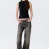 Slim Pierced Seam Sleeveless Top – Black