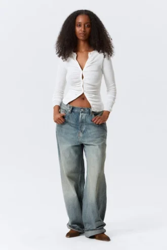 Slim Ruched Button-Front Cardigan – Off-White