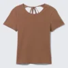 Slim Short-Sleeved Open-Back Top – Brown