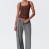 Slim Square Neck Ribbed Tank Top – Burgundy