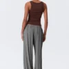 Slim Square Neck Ribbed Tank Top – Burgundy