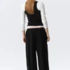 Soft Mid-Rise Balloon Trousers – Black