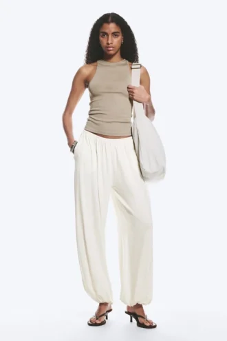 Soft Mid-Rise Balloon Trousers – White