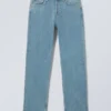 Space Mid Rise Relaxed Straight Jeans – 2000 Blue – Medium Blue