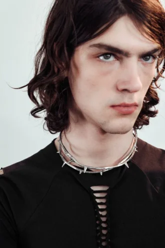 Thorn Choker Necklace – Dusty Light/Grey