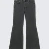 Time Stretch Loose Bootcut Jeans – Elegie Black – Black