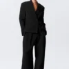 Waisted Linen-Blend Blazer – Black